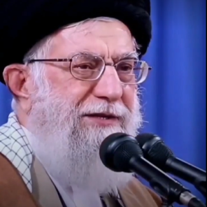 رهبر ما نور چشمان ماست دشمن بداند | بسته محتوایی روایت ایران.
