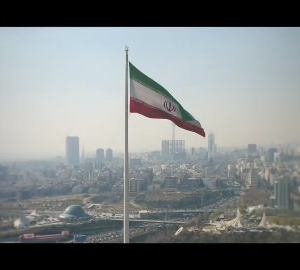 کلیپ شهیدان که‌اند این همه خونین کفنان؟ | یاد و خاطره شهیدان عرصه‌های مختلف انقلاب