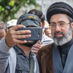 تصویر با کیفیت رهبر سوم | آیت الله سید مجتبی خامنه ای