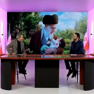 کلیپ خانه رهبر شهید انقلاب چگونه بود؟ | از زبان کمیل خجسته از بستگان همسر امام