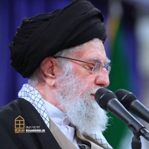 سخنان رهبر شهید درباره وظایف مسئولین | کسانی که باید کاری را انجام دهند، می‌دهند...